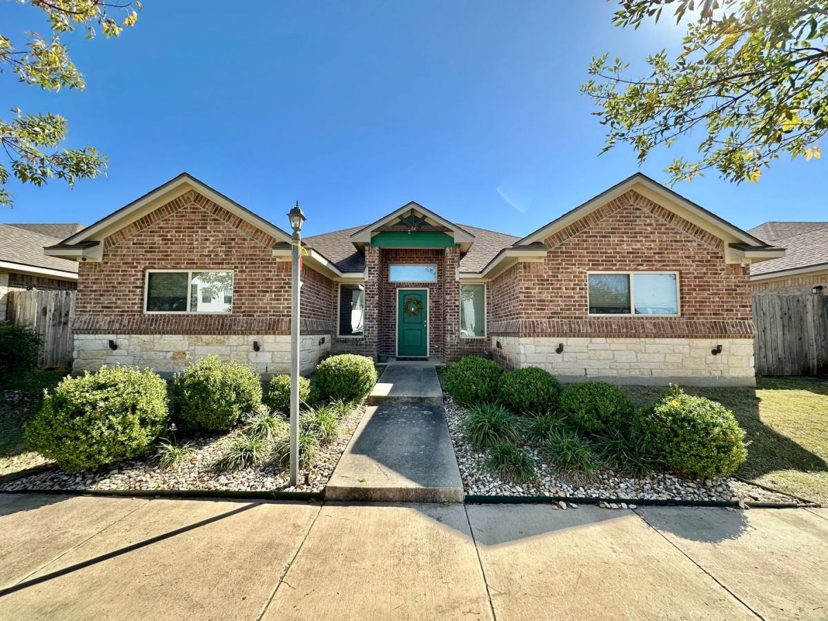 House for rent at 204 Church Ave, Waco, TX 76706