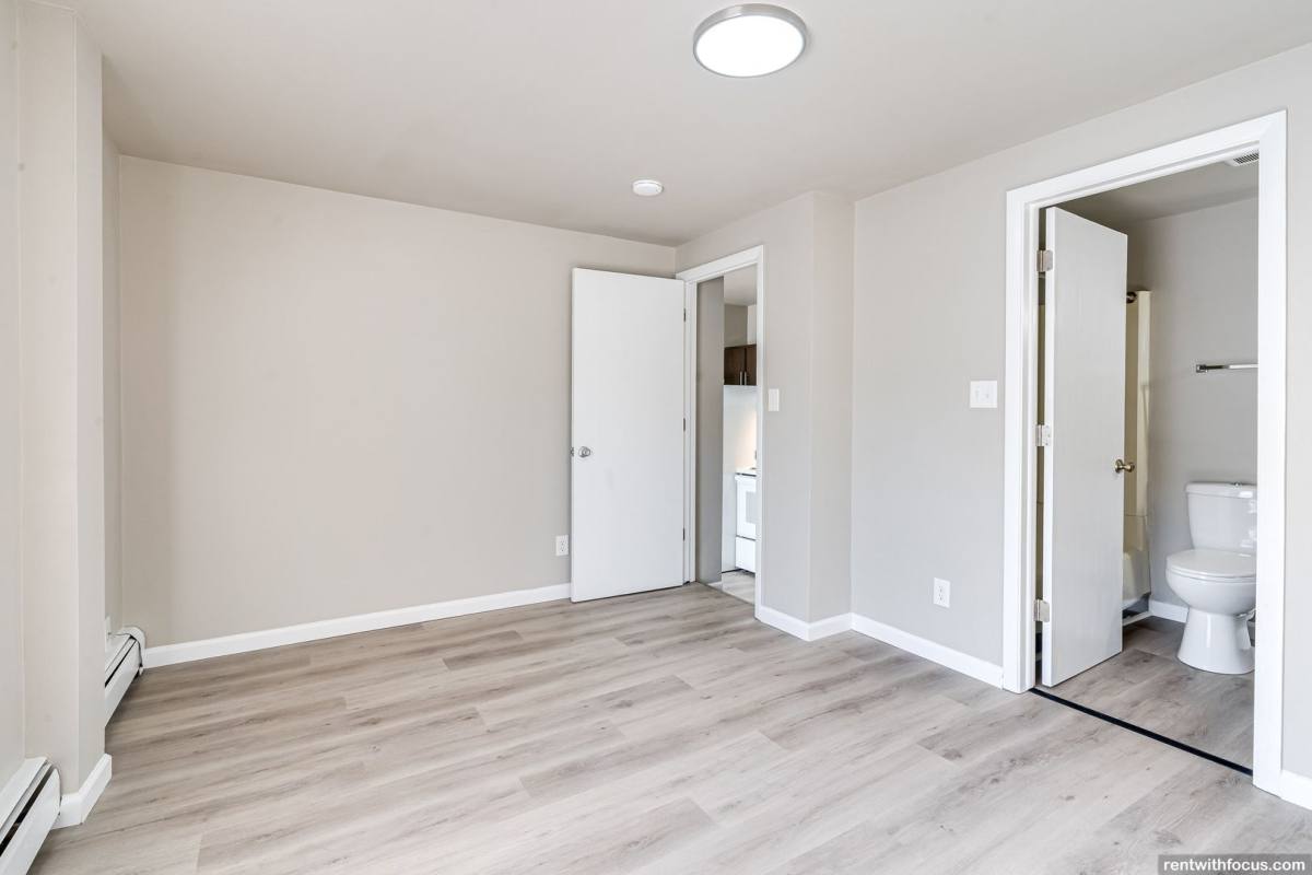 Apartment for rent at 518 Isabella St, Neenah, WI 54956