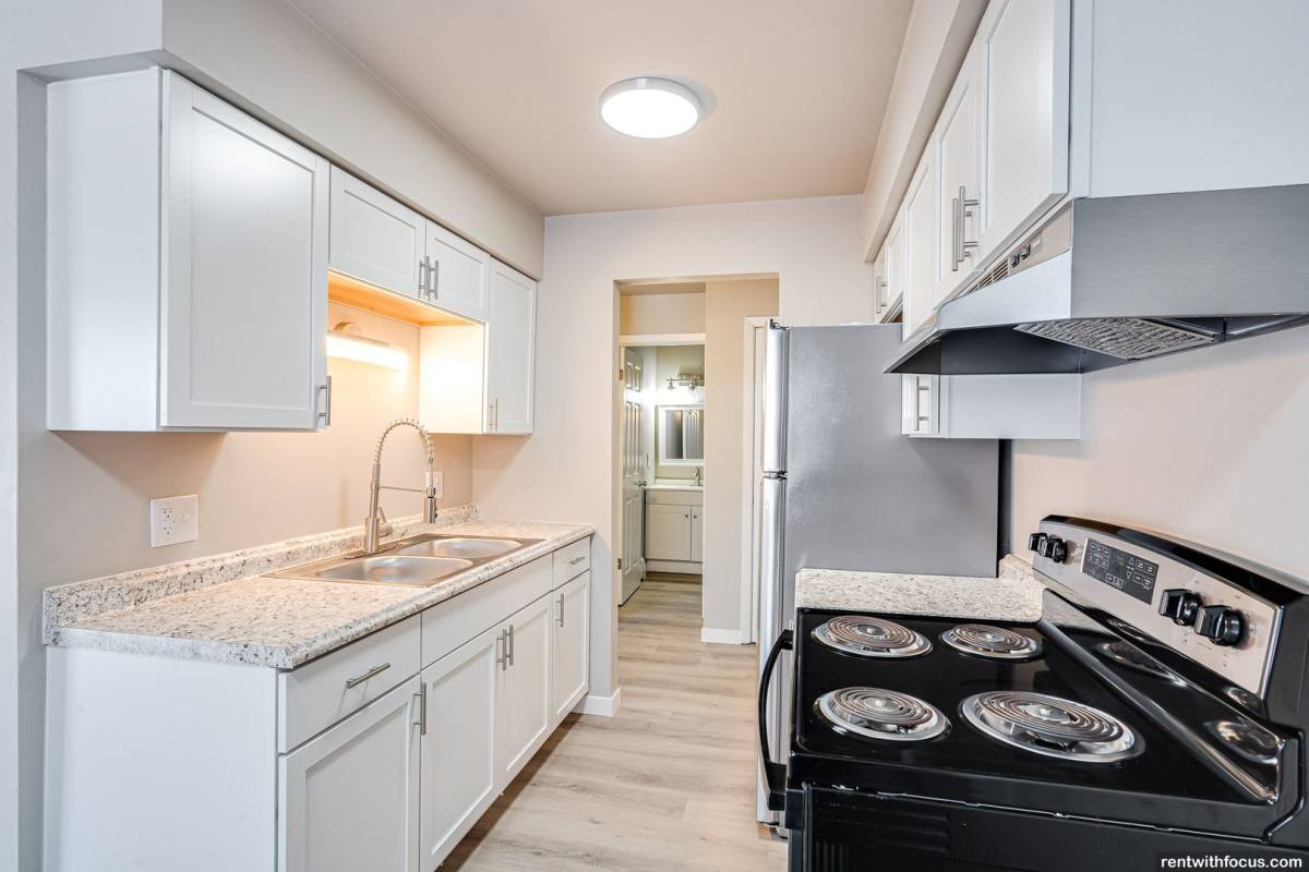 Apartment for rent at 2010 Regency Court, Appleton, WI 54915