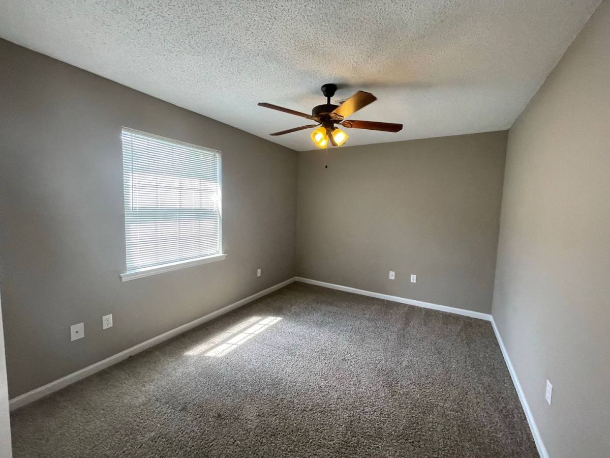 Townhouse for rent at 2165 S Milledge #F1, Athens, GA 30605