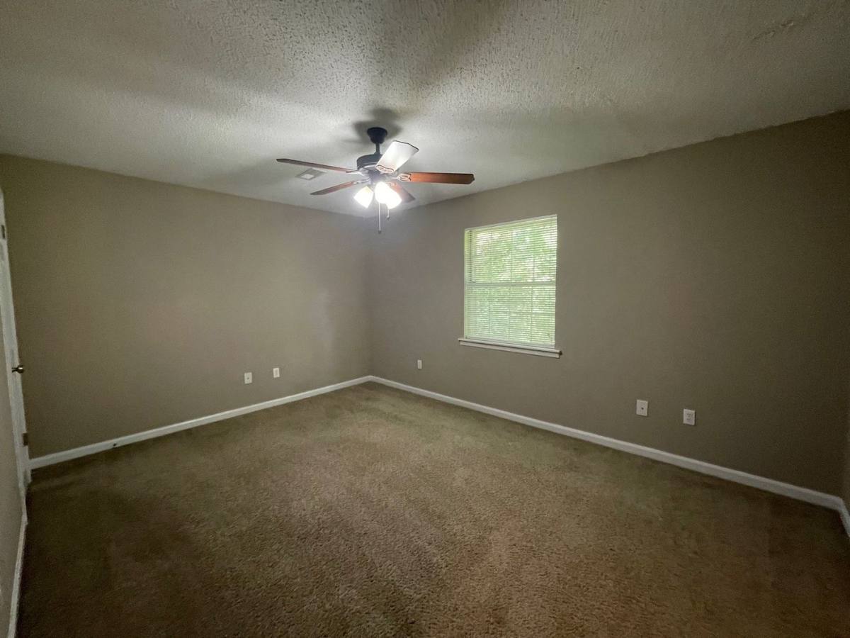 Townhouse for rent at 2165 S Milledge #F1, Athens, GA 30605