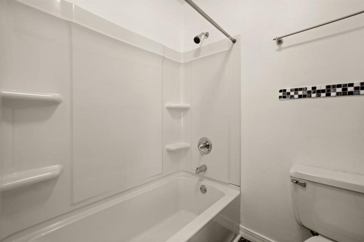 Apartment for rent at 210 W #38, Austin, TX 78751