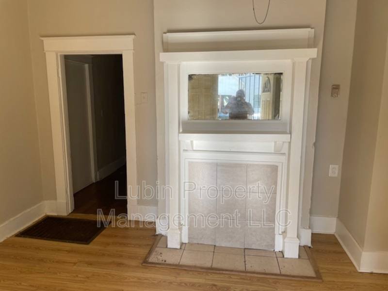 Apartment for rent at 1246 Snowden Ave #EAST, Memphis, TN 38107