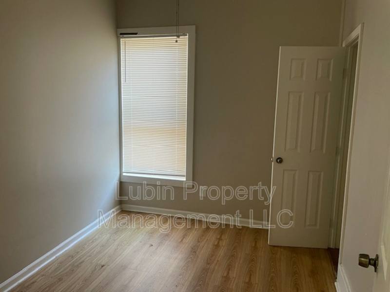 Apartment for rent at 1246 Snowden Ave #EAST, Memphis, TN 38107