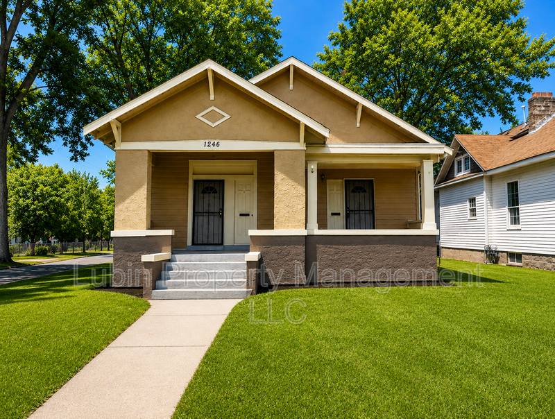 Apartment for rent at 1246 Snowden Ave #EAST, Memphis, TN 38107