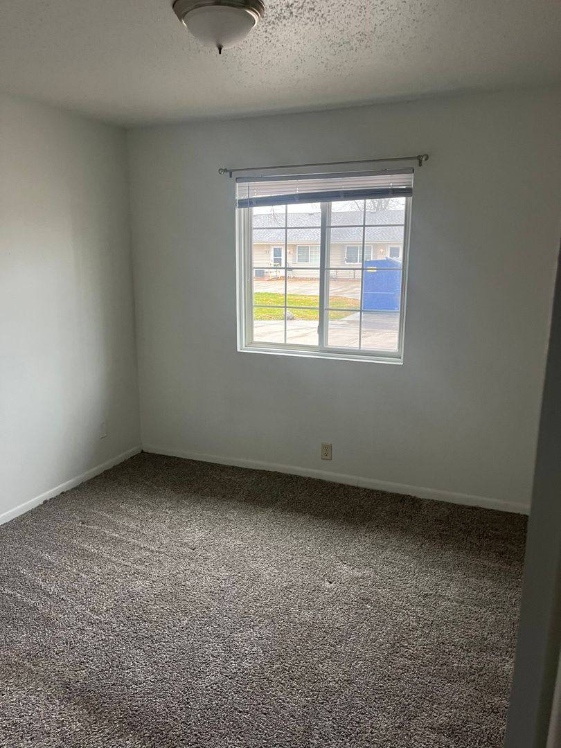 Apartment for rent at 201 SW Linden St, Ankeny, IA 50023
