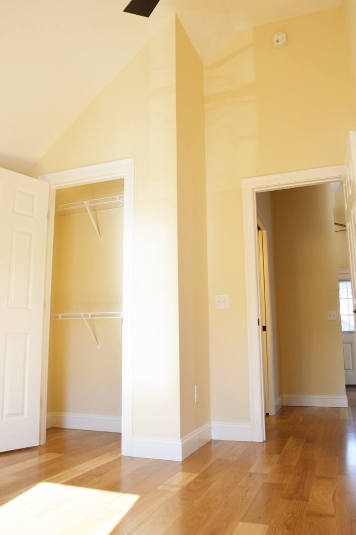 Apartment for rent at 220 N Ave, Burlington, VT 05401