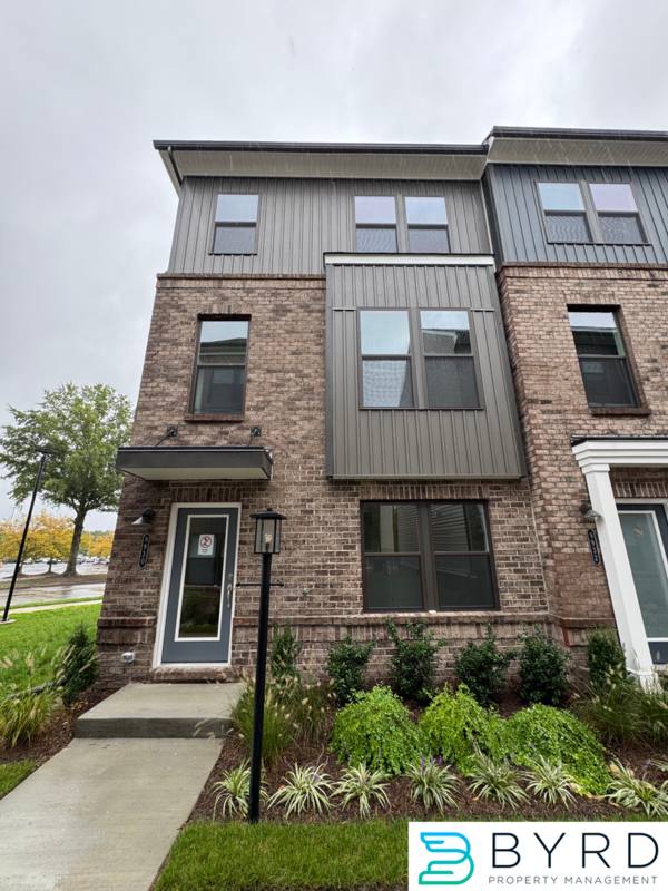 House for rent at 9930 Golden Trout Lane, Glen Allen, VA 23059