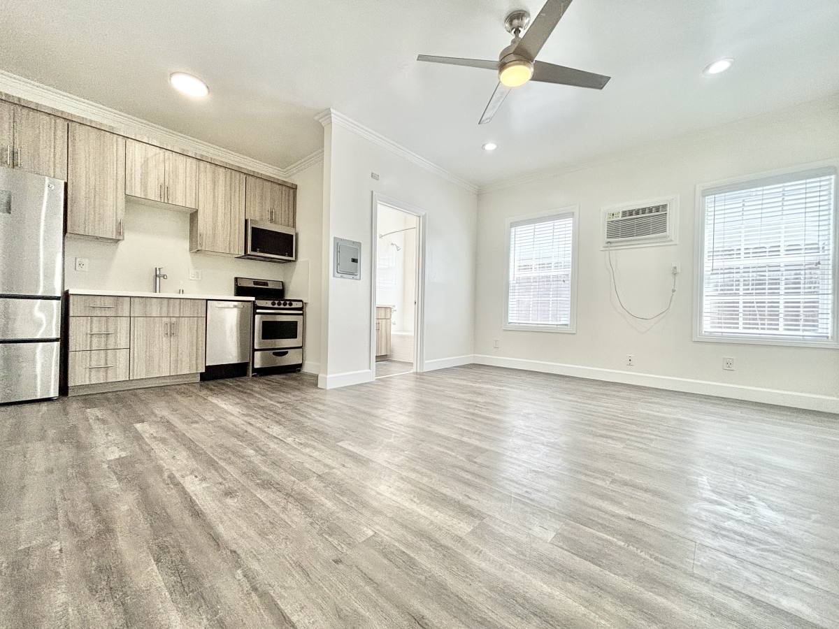 Apartment for rent at 1217 N Berendo St #3, Los Angeles, CA 90029