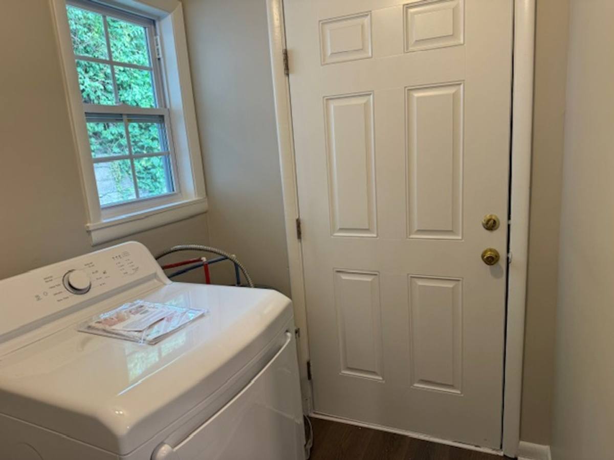 Apartment for rent at 1911 Morena St, Nashville, TN 37208