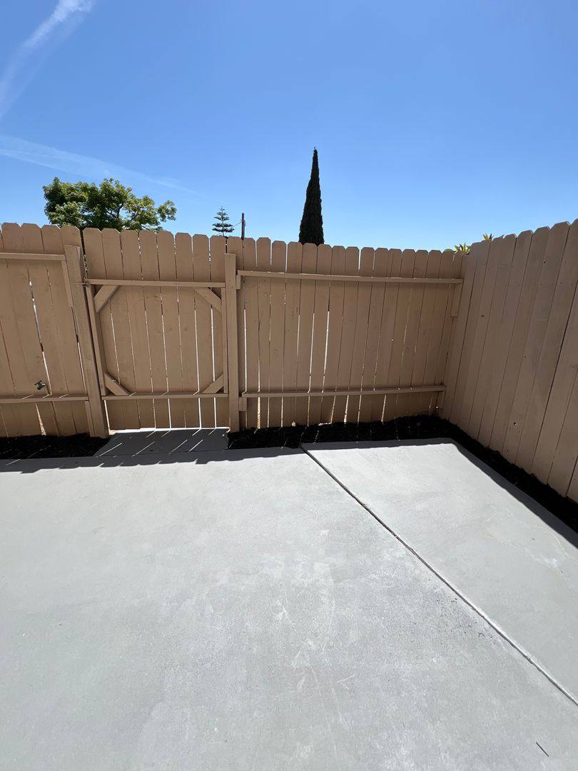 Apartment for rent at 12381 Arrowhead St, Stanton, CA 90680