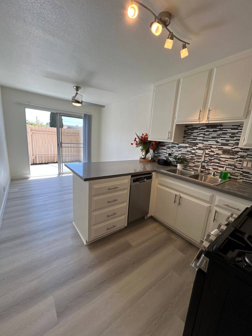 Apartment for rent at 12381 Arrowhead St, Stanton, CA 90680