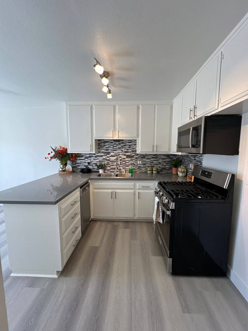 Apartment for rent at 12381 Arrowhead St, Stanton, CA 90680