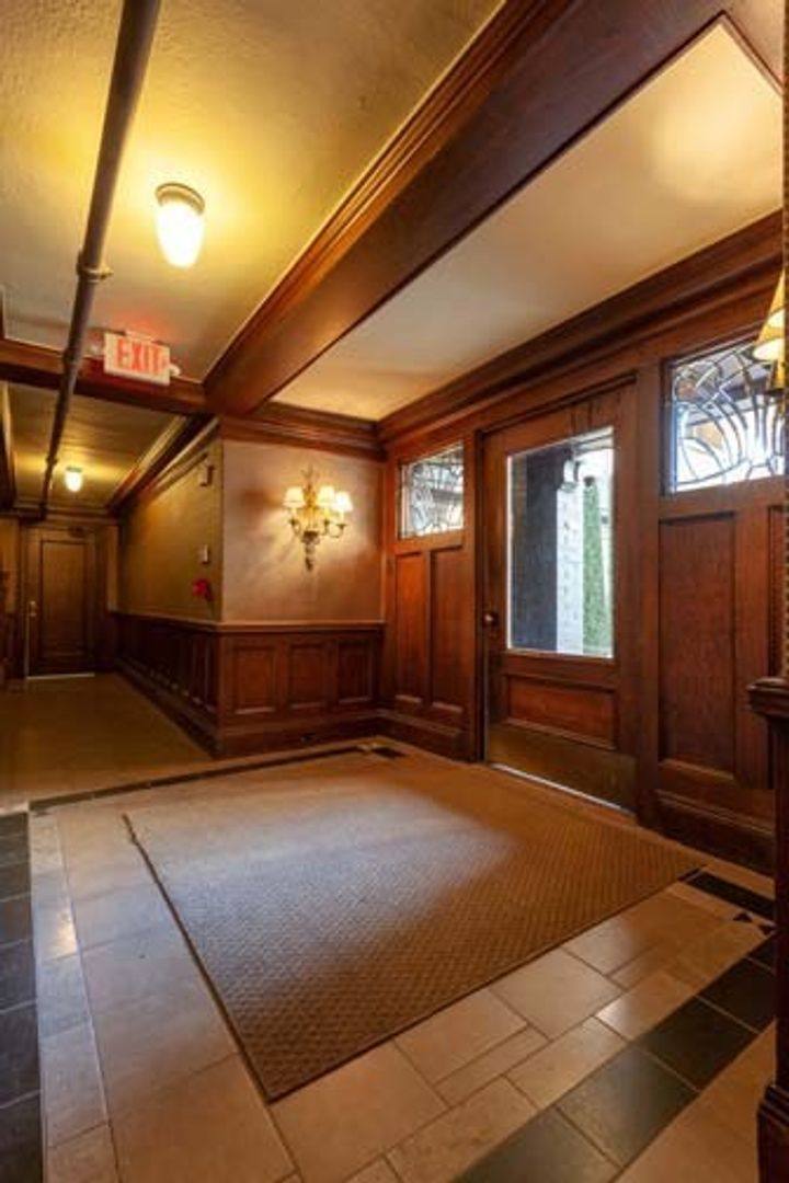 Apartment for rent at 526 NW 21st Ave, Portland, OR 97209