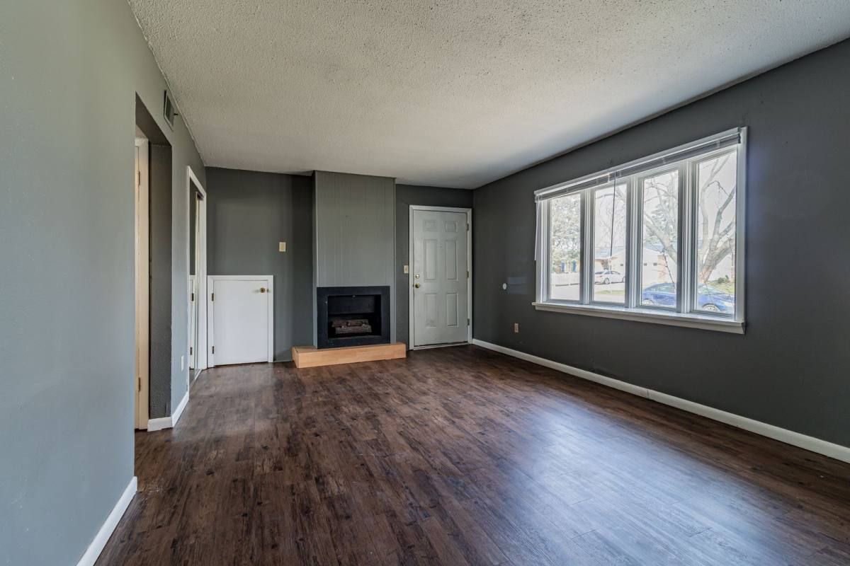 Apartment for rent at 801 Hollycrest Dr, Champaign, IL 61821