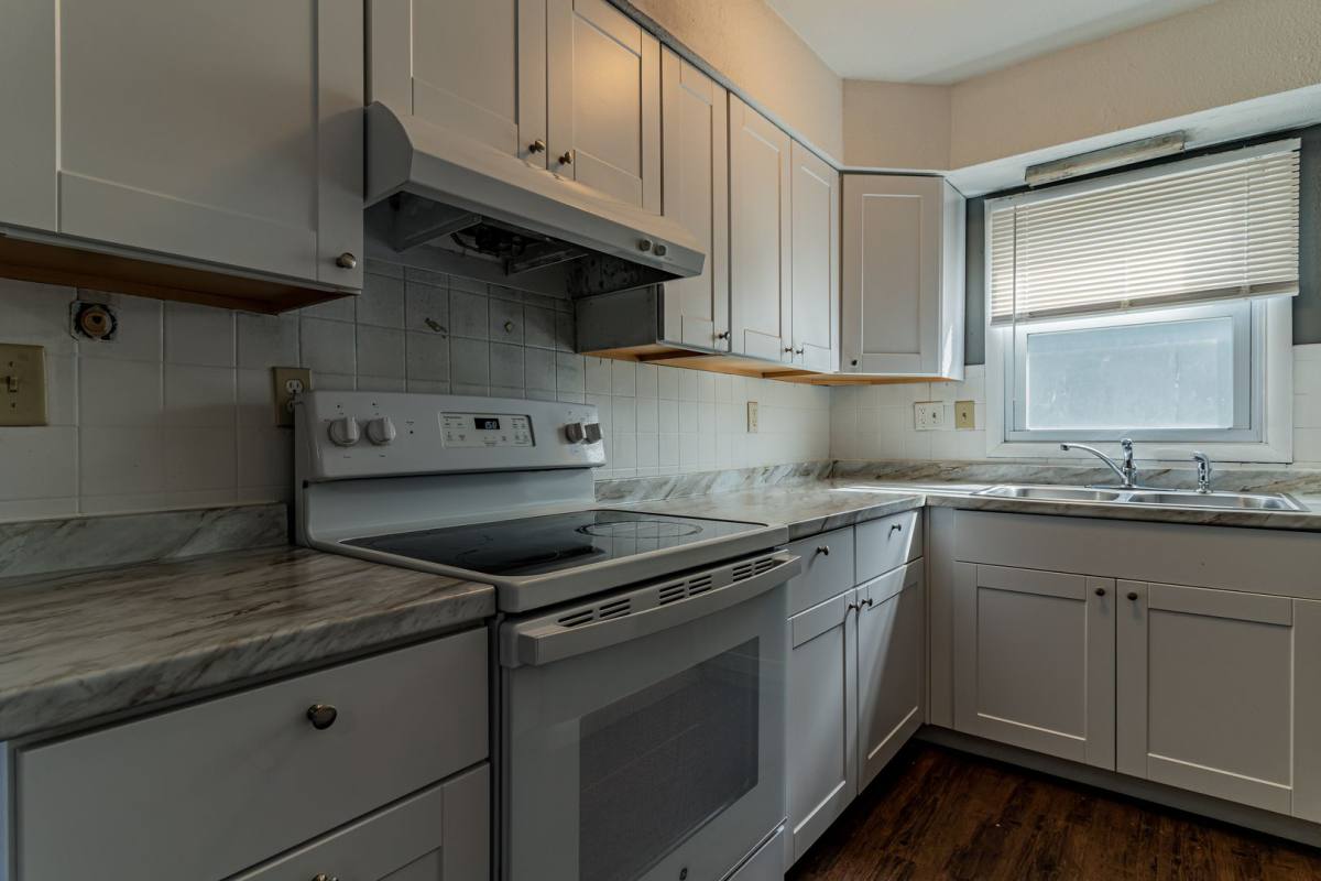 Apartment for rent at 801 Hollycrest Dr, Champaign, IL 61821