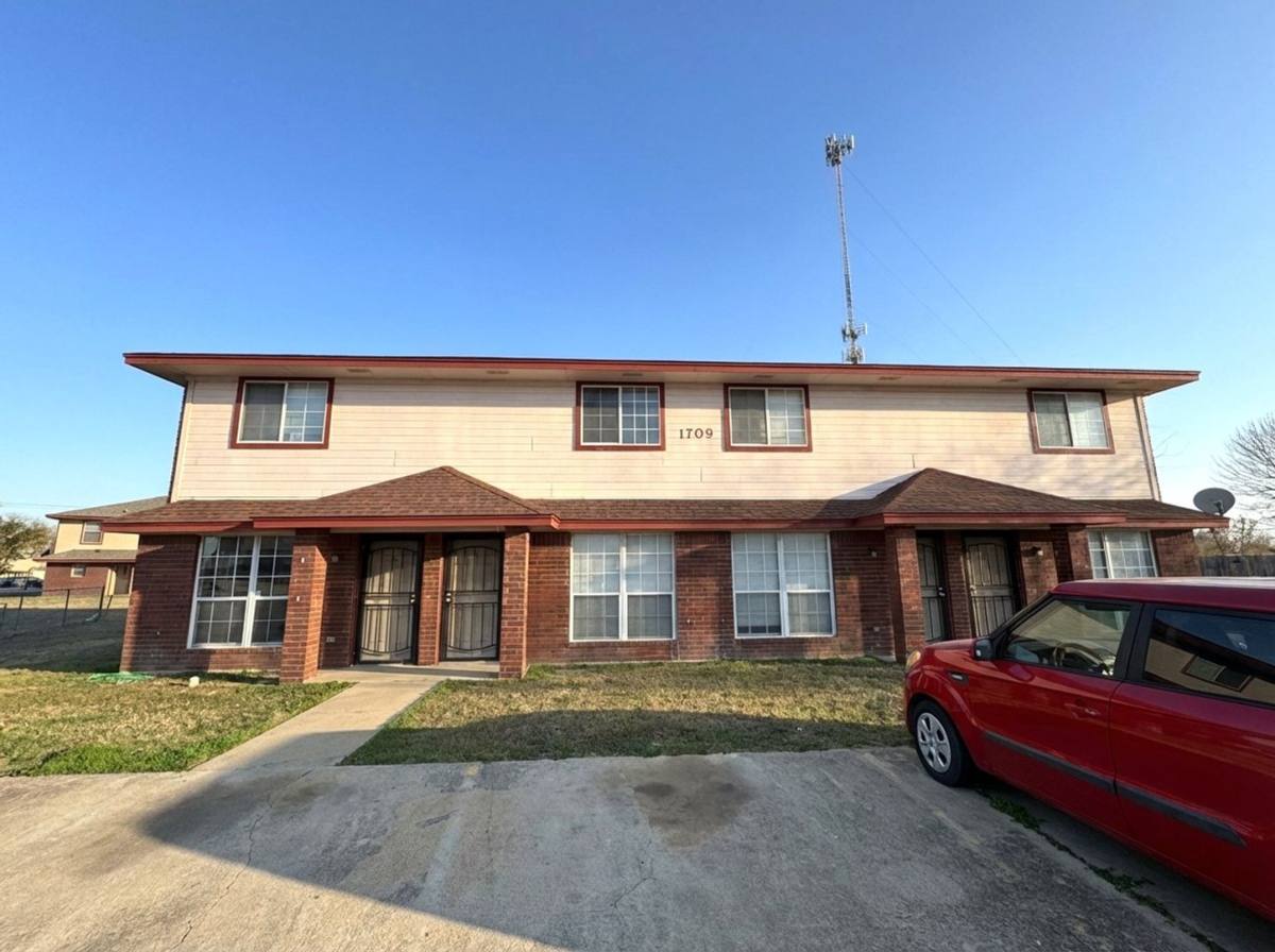 Apartment for rent at 1709 Kylie Circle, Killeen, TX 76549