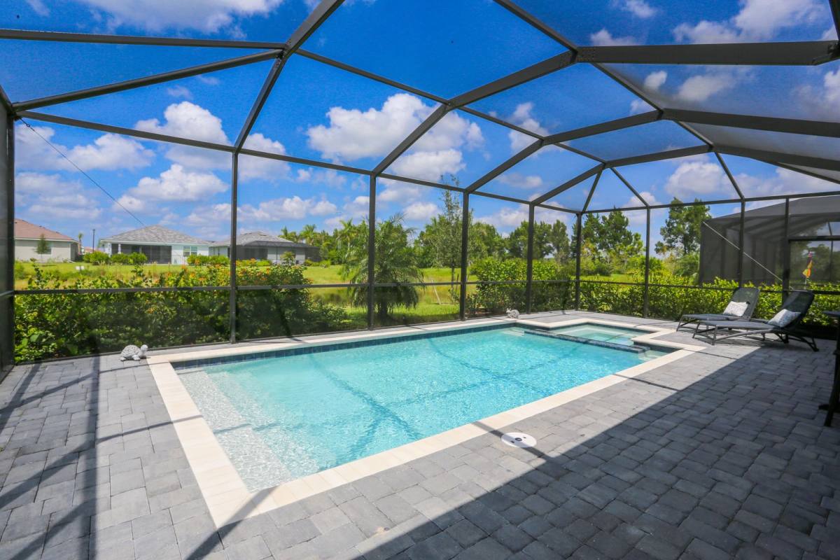 House for rent at 2155 Hamlin St, Naples, FL 34120