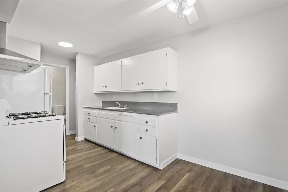 Apartment for rent at 305 Lind Ave SW, Renton, WA 98057