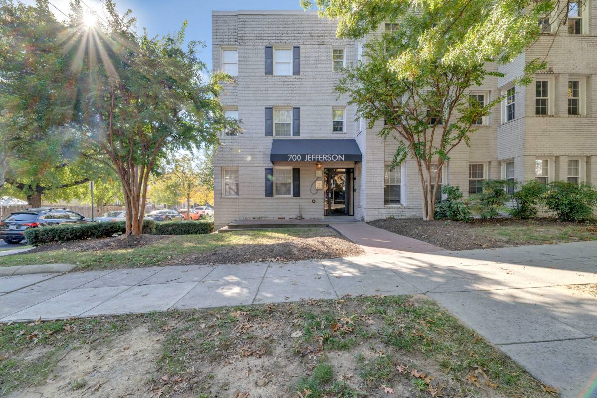 Apartment for rent at 700 Jefferson St NW #103, Washington, DC 20011
