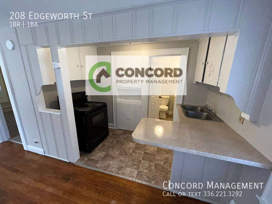 Apartment for rent at 208 Edgeworth St, High Point, NC 27262