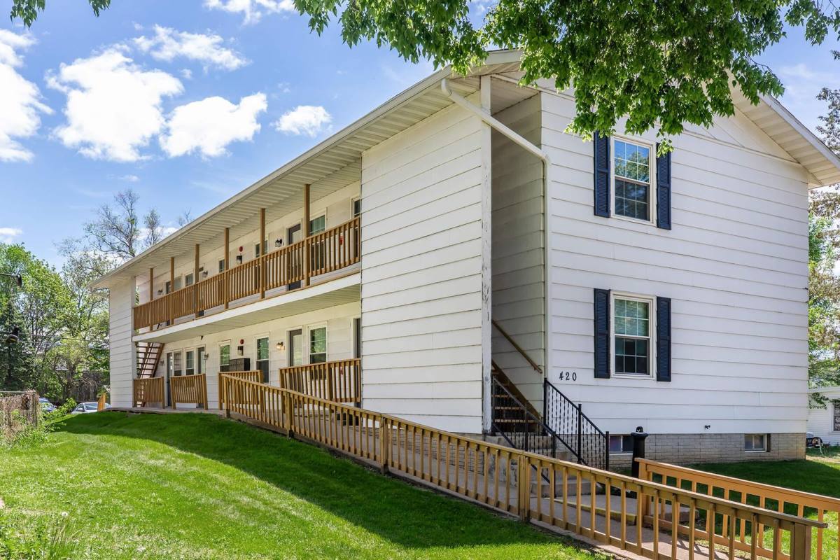 Apartment for rent at 918 920 Gould St, La Crosse, WI 54603