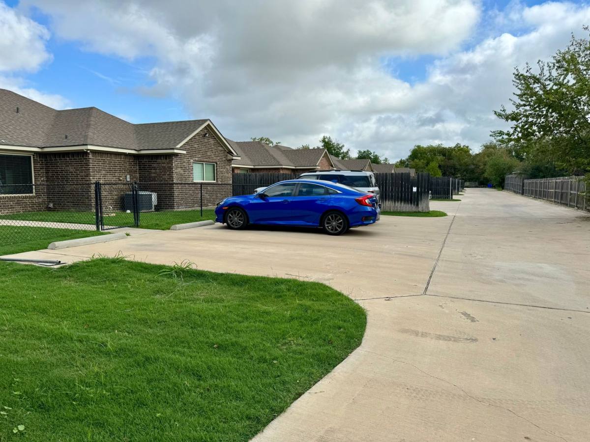 House for rent at 220 Church Ave, Waco, TX 76706