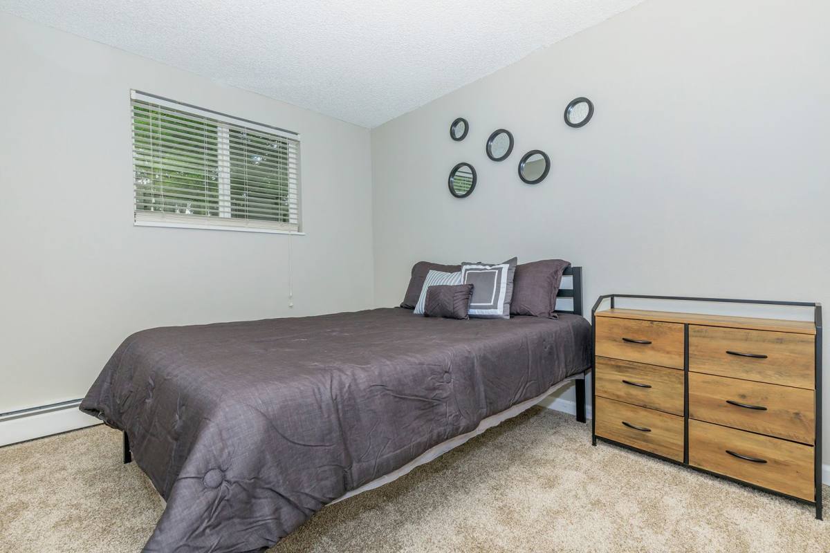 Apartment for rent at 1300 Lakeview Ave, Pueblo, CO 81004