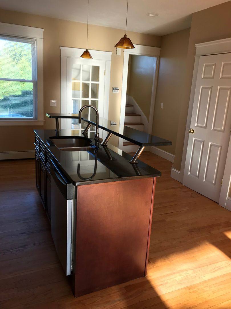 Apartment for rent at 98 Knight St, Providence, RI 02909