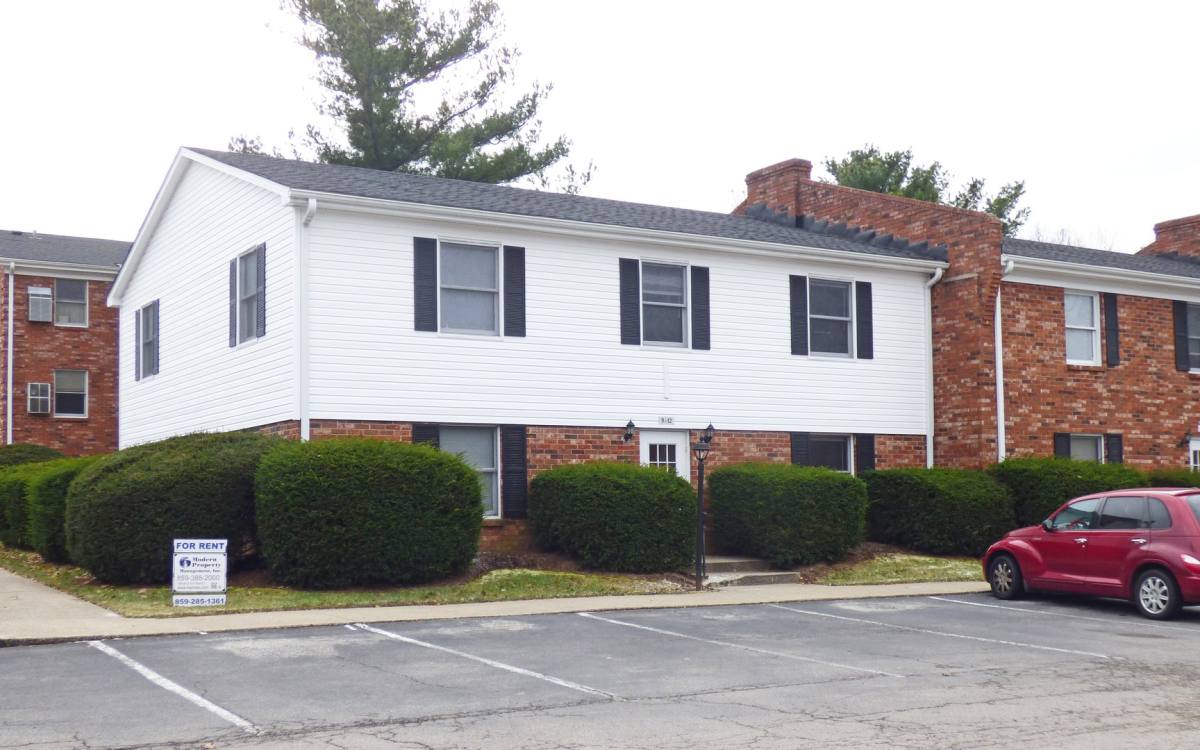 Apartment for rent at 150 Northland Dr, Lexington, KY 40505
