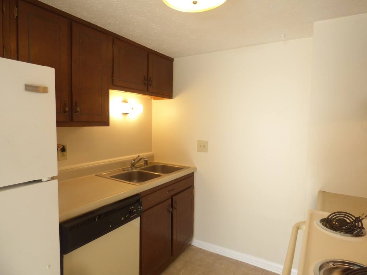 Apartment for rent at 150 Northland Dr, Lexington, KY 40505