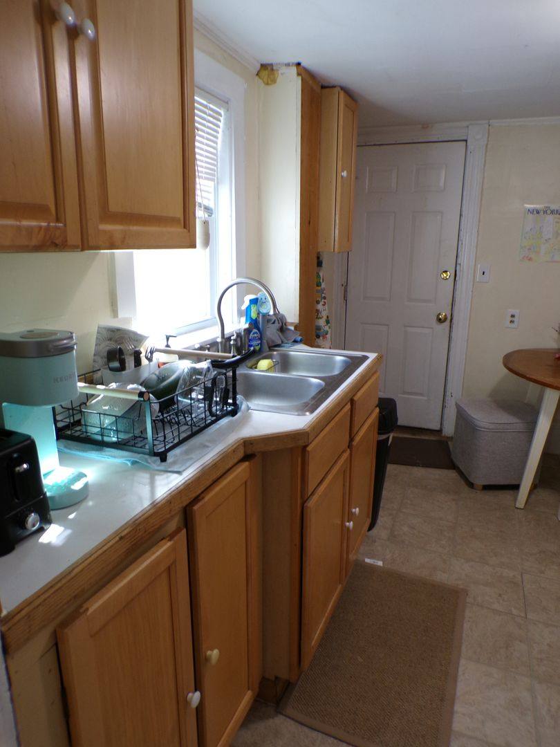 Apartment for rent at 14-16 Hamlin St, Orono, ME 04473