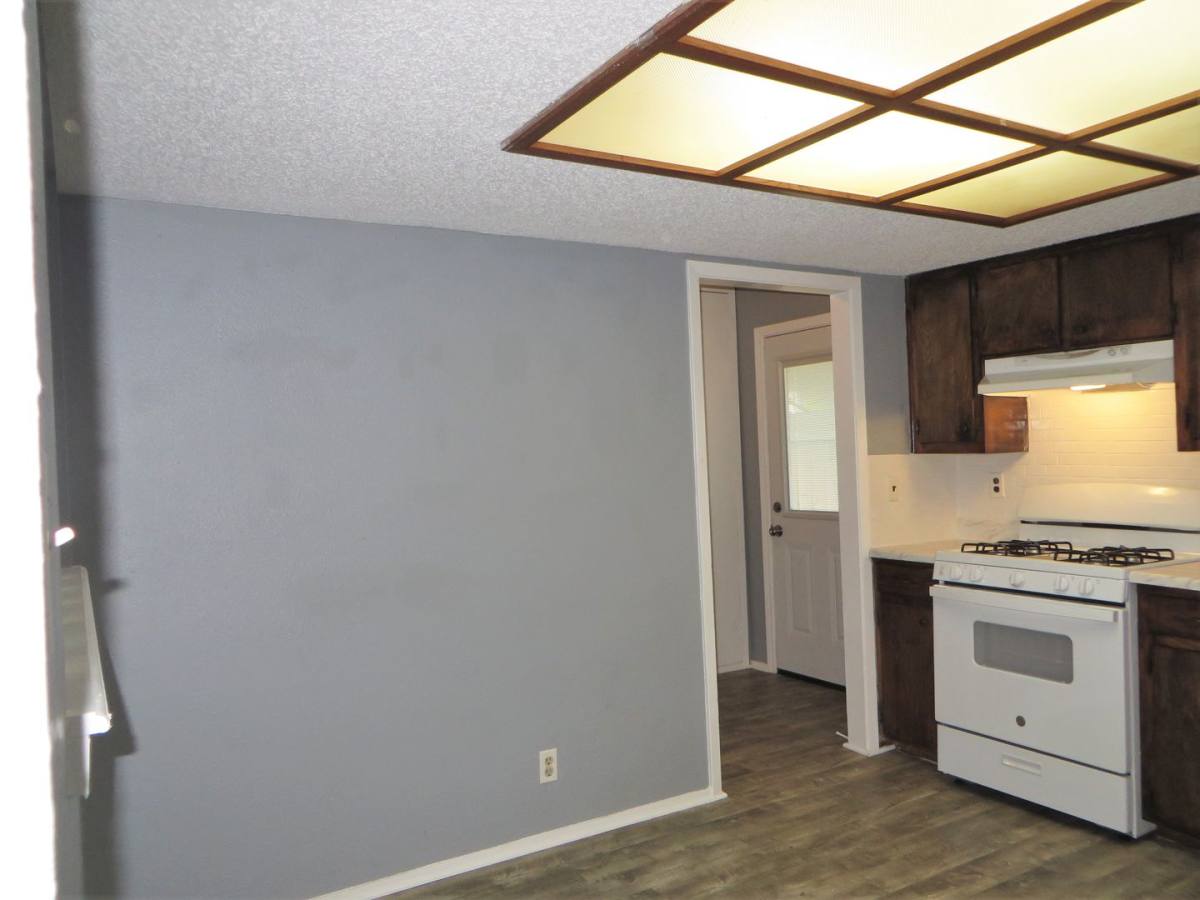 Apartment for rent at 409 E Janis Dr, Georgetown, TX 78628