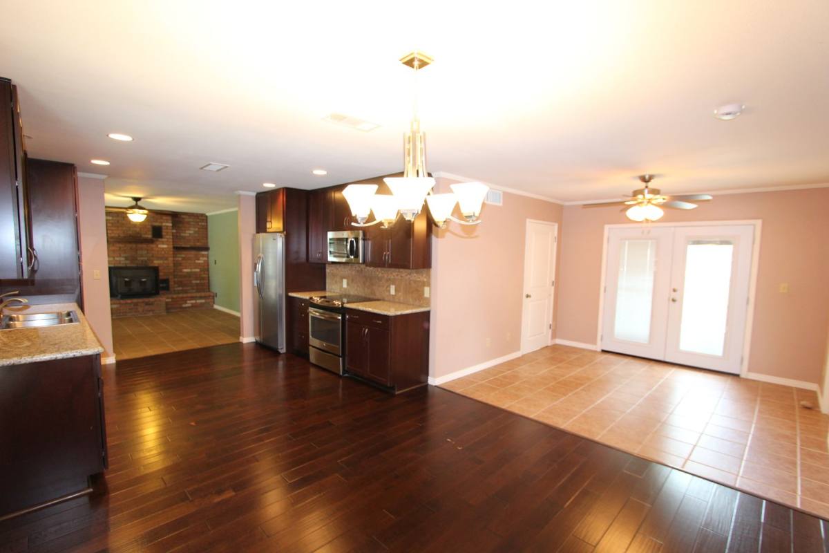 House for rent at 1052 E Apple Way, Flagstaff, AZ 86001