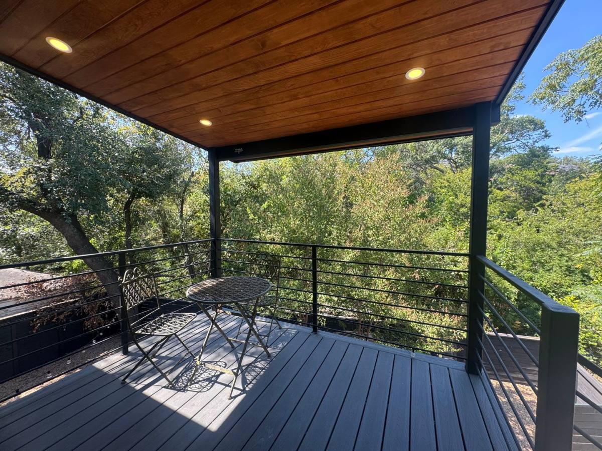 Townhouse for rent at 3202 Beanna St, Austin, TX 78705