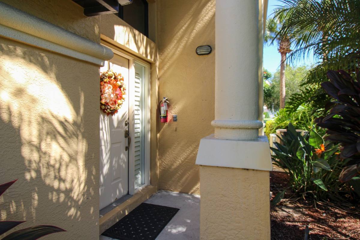 House for rent at 172 Vintage Circle, Naples, FL 34119