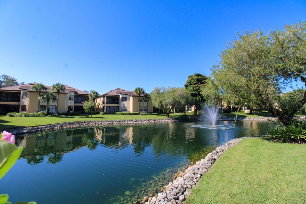 House for rent at 172 Vintage Circle, Naples, FL 34119