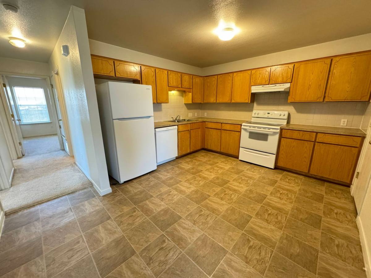 Apartment for rent at 408 W St John Ave, Nolanville, TX 76559