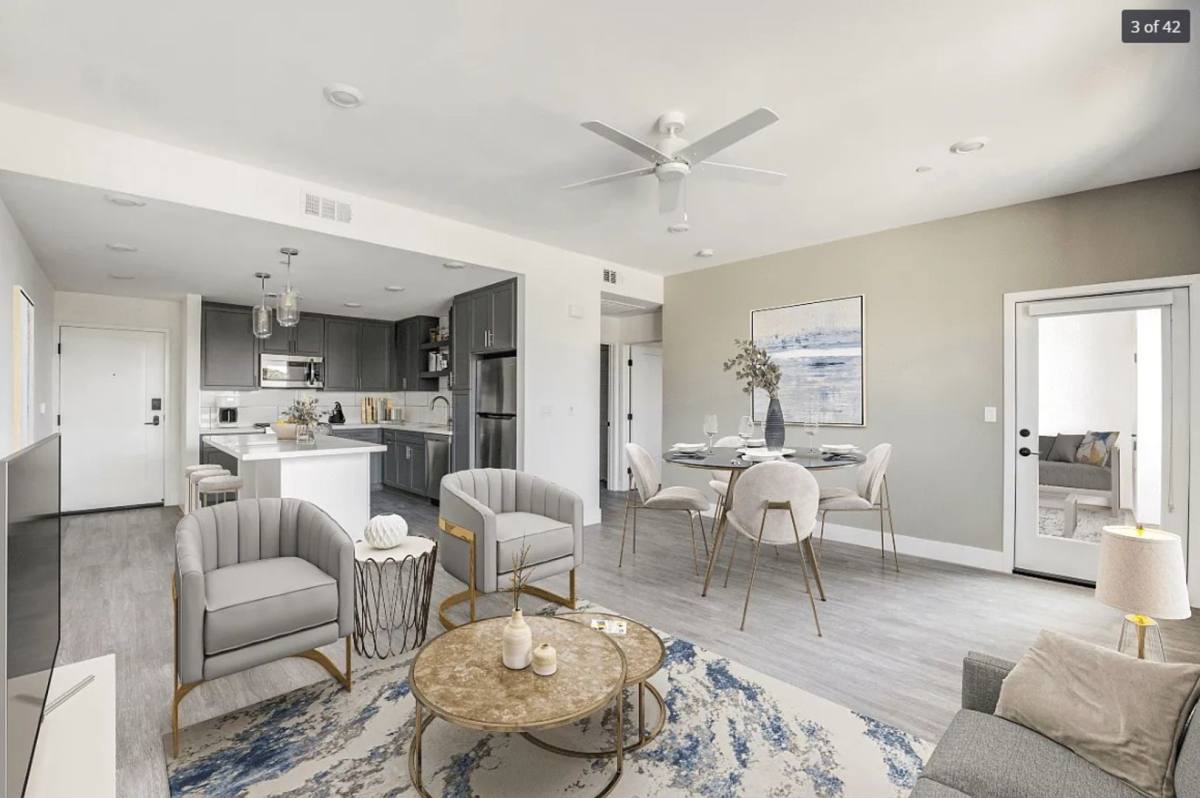 Apartment for rent at 8115 Via Alta, Whittier, CA 90602