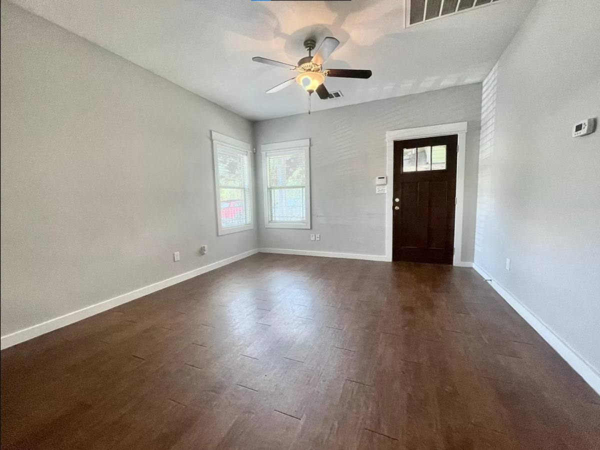 Townhouse for rent at 706 W N Loop, Austin, TX 78751