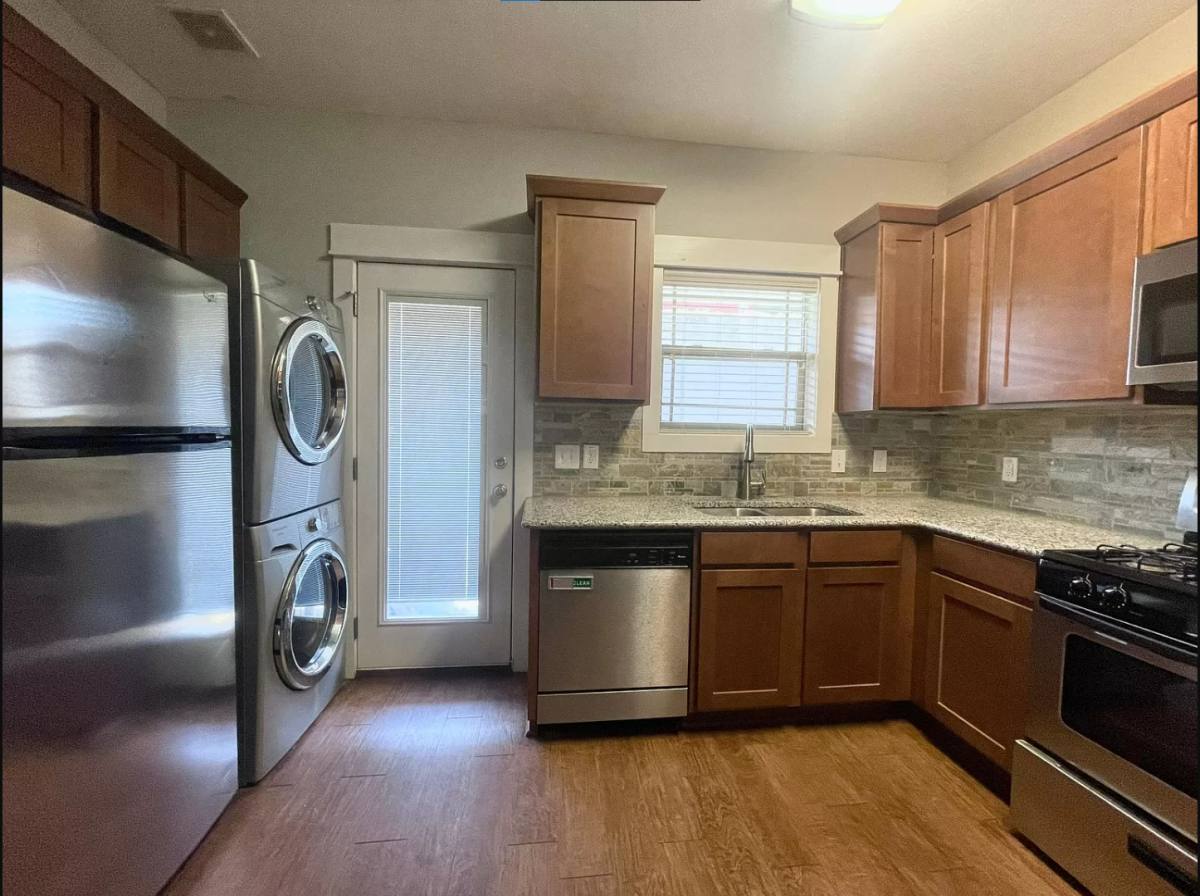 Townhouse for rent at 706 W N Loop, Austin, TX 78751