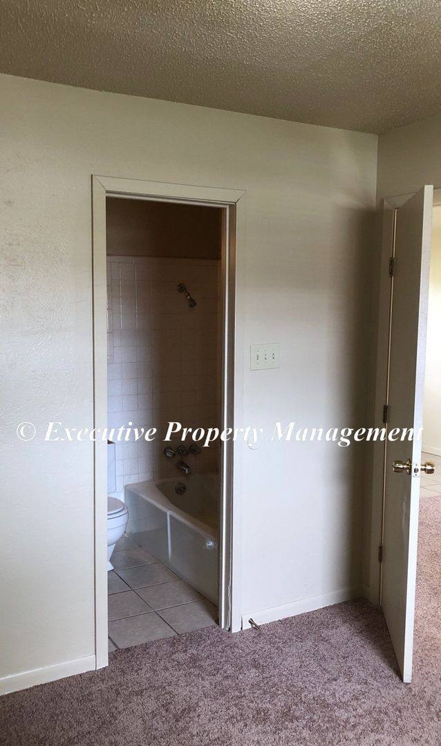 Apartment for rent at 410 Sunset Lane, Copperas Cove, TX 76522