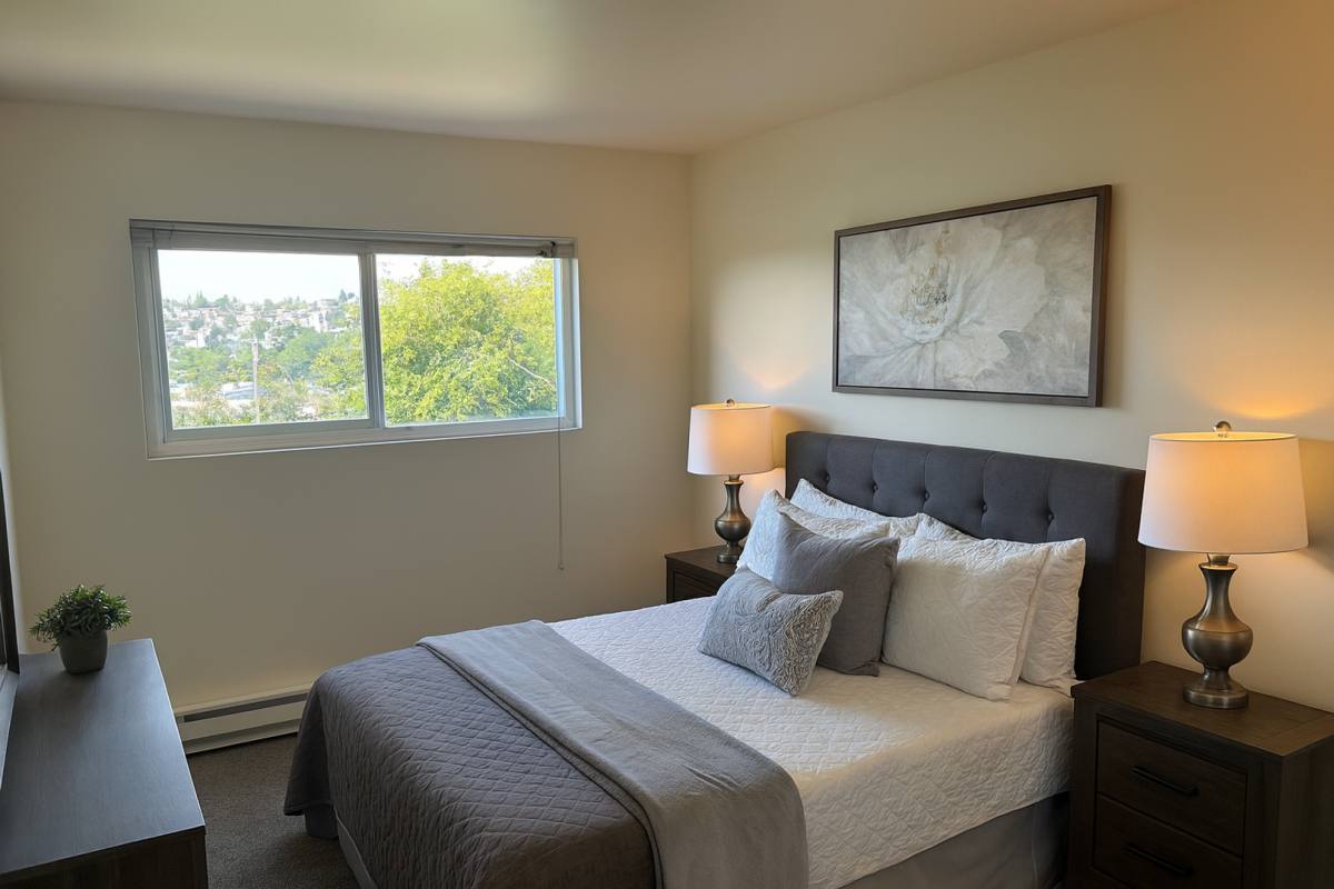 Apartment for rent at 2500 Gilman Dr W, Seattle, WA 98119