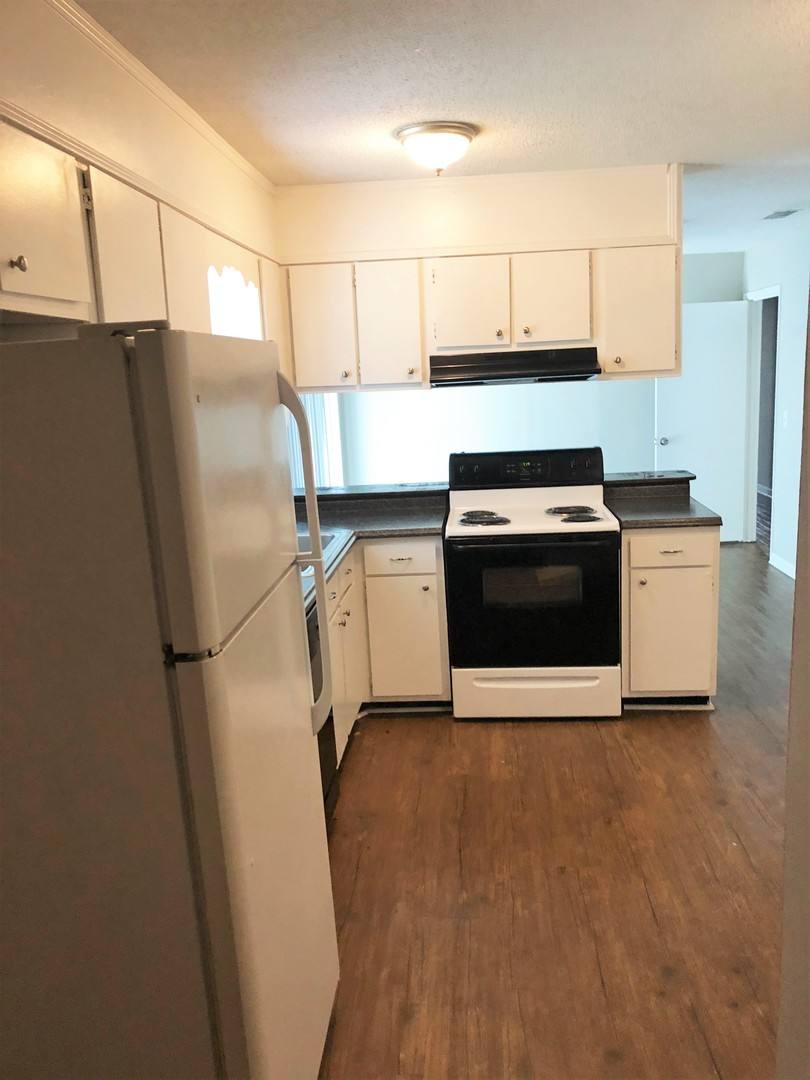 Apartment for rent at 604 Georgia Ave, Statesboro, GA 30458