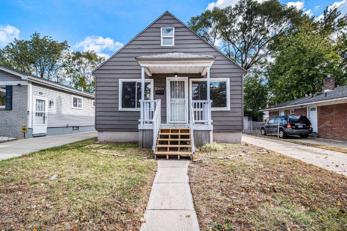 House for rent at 21434 Panama St, Warren, MI 48091