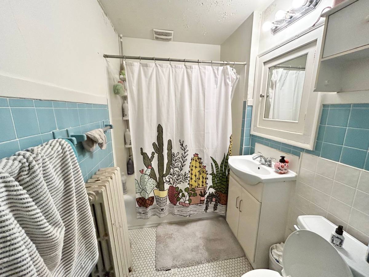 Apartment for rent at 2004-2006 University Ave, Madison, WI 53726