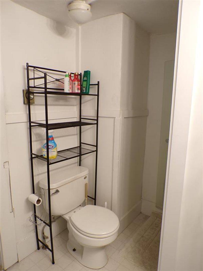 Apartment for rent at 15 Pleasant St, Orono, ME 04473