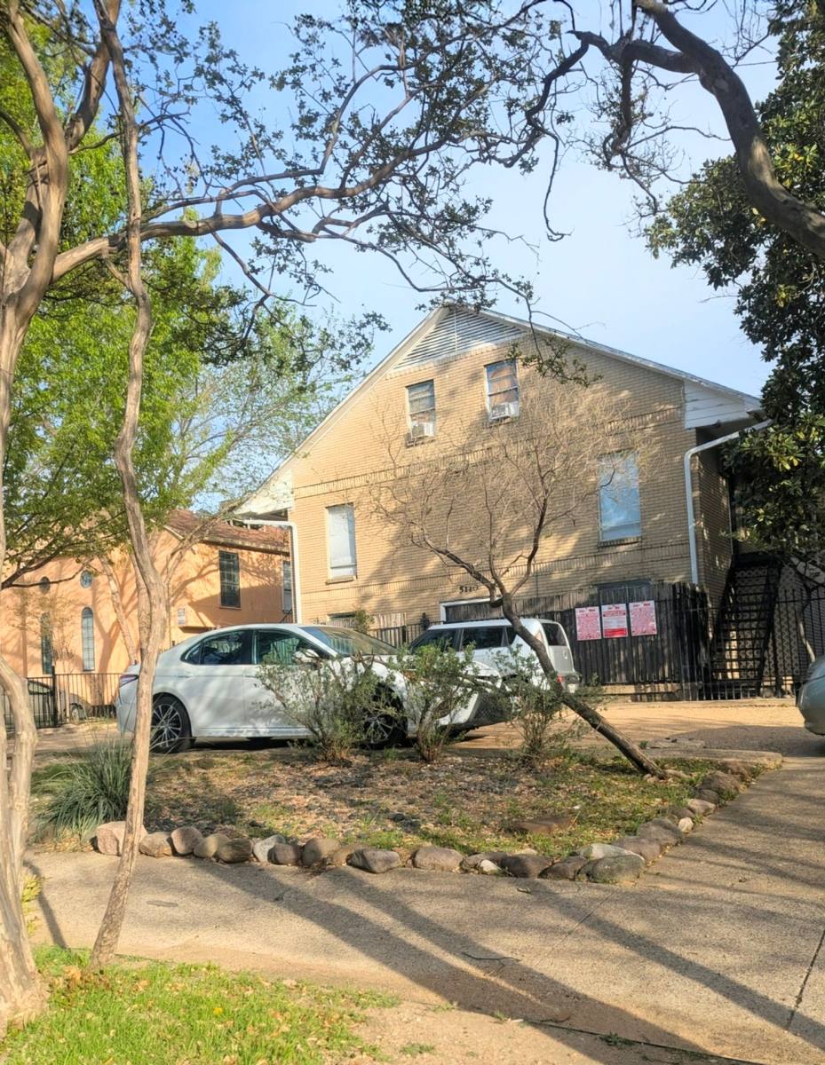 Apartment for rent at 5108-5110 Bryan St, Dallas, TX 75206