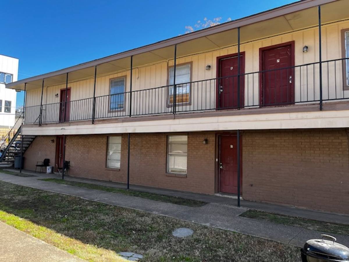 Apartment for rent at 1422-1428 Bennett Ave, Dallas, TX 75206