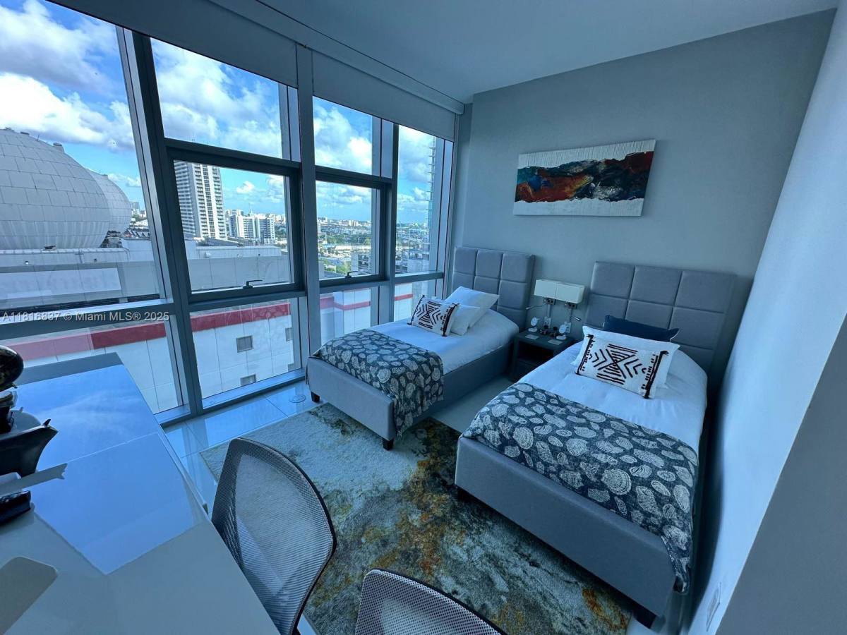 Apartment for rent at 851 NE 1st Ave #1108, Miami, FL 33132